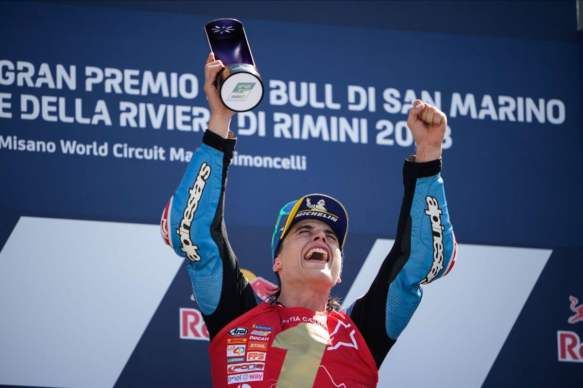 Saisonfinale in Misano: Mattia Casadei ist 1. MotoE-Weltmeister, sein Team Pons verabschiedet sich